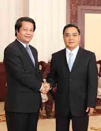 นายกรัฐมนตรีลาวให้การต้อนรับเจ้าหน้าที่บริหารจังหวัดPhú Thọ